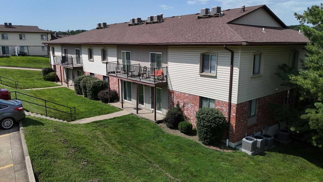 821 Southwest Blvd - Photo 3 of 5