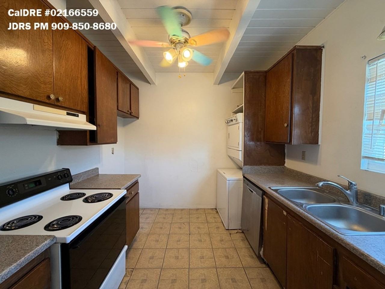 3462 Columbia Dr - Photo 2 of 9