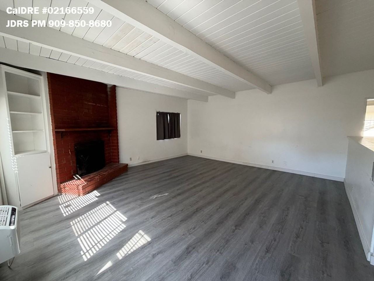 3462 Columbia Dr - Photo 3 of 9