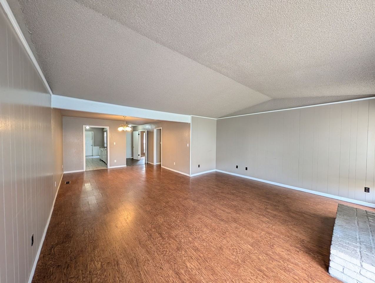 8115 E 65th Pl - Photo 3 of 12