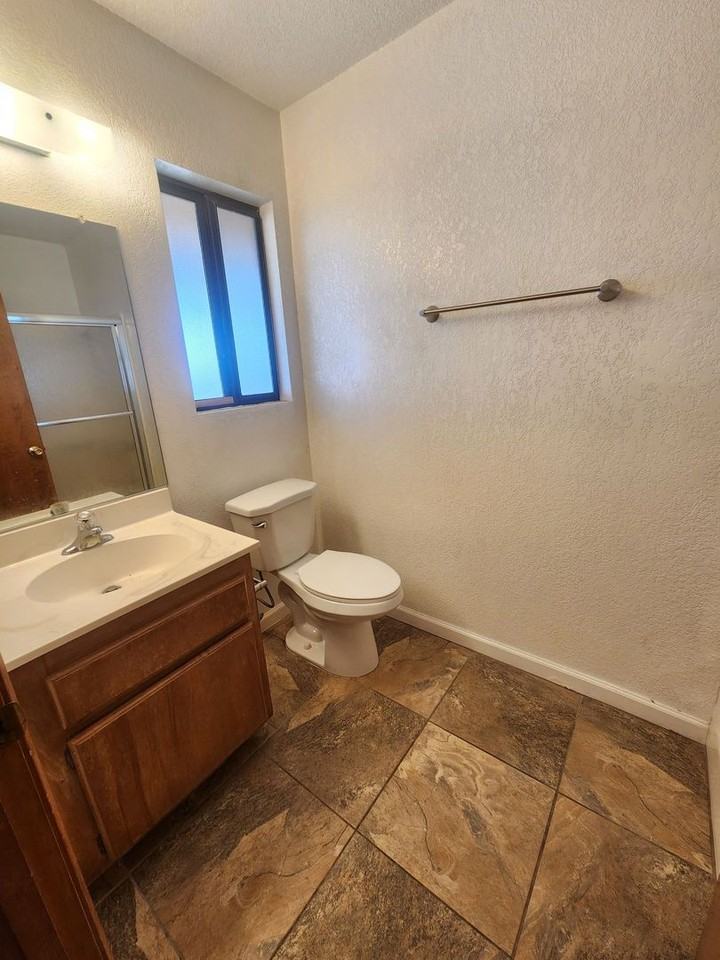 72320 El Paseo Dr - Photo 7 of 10