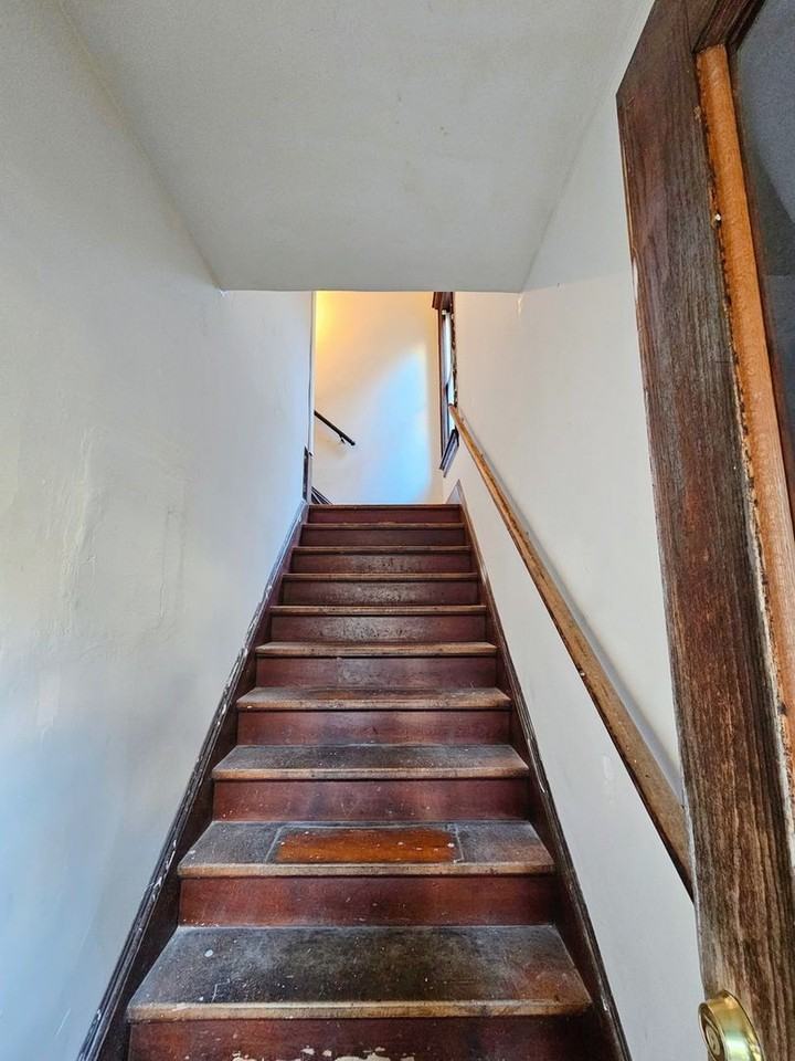 2231 N 41st St - Photo 5 of 17