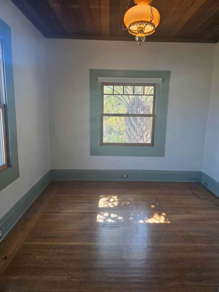 236 Castro St - Photo 4 of 11