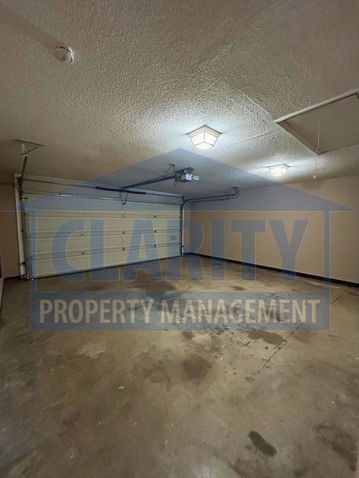 220 Golf Crest Ln - Photo 5 of 21