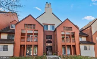 featured image of 4942 Columbia Rd #6
