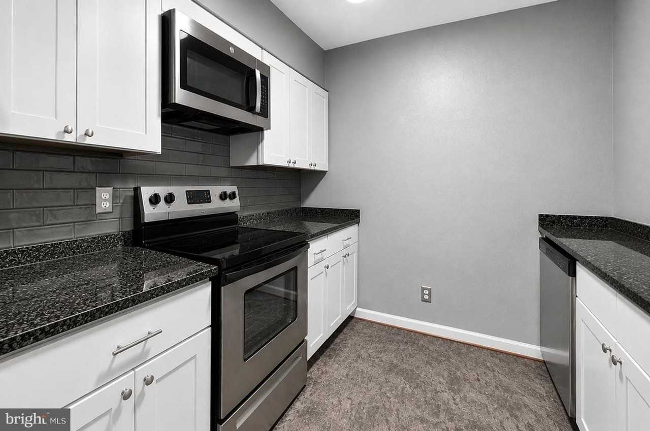 4942 Columbia Rd #6 - Photo 6 of 35