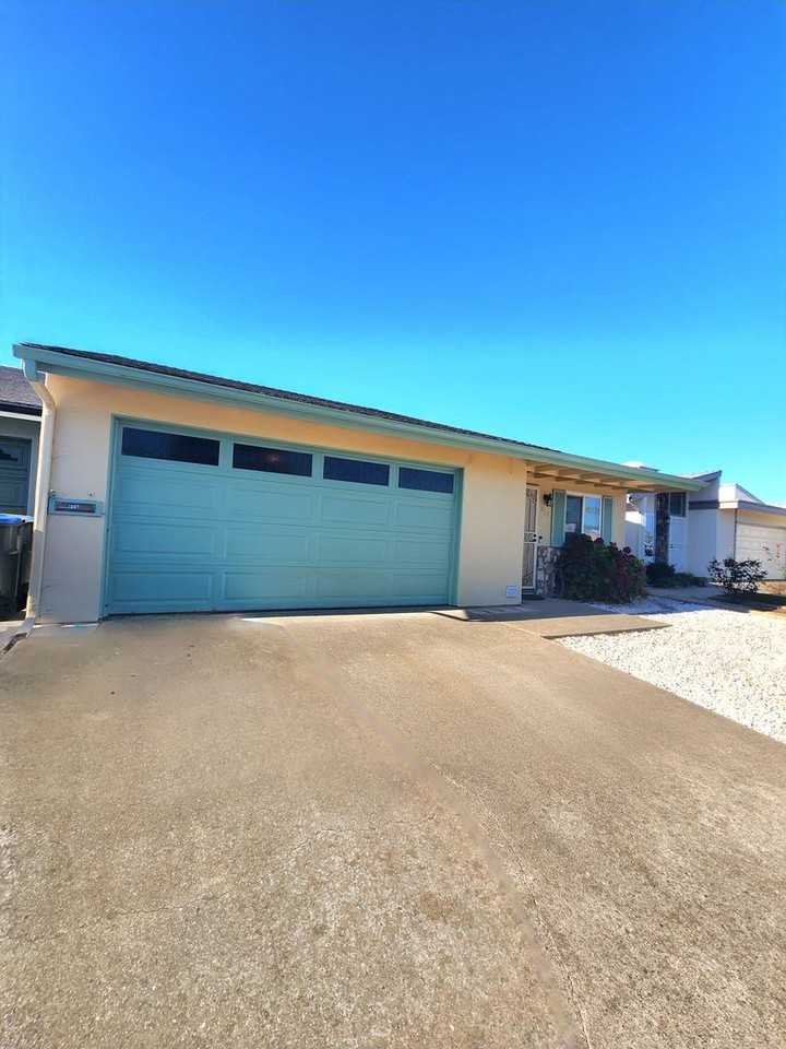 856 Mesa Dr - Photo 2 of 23