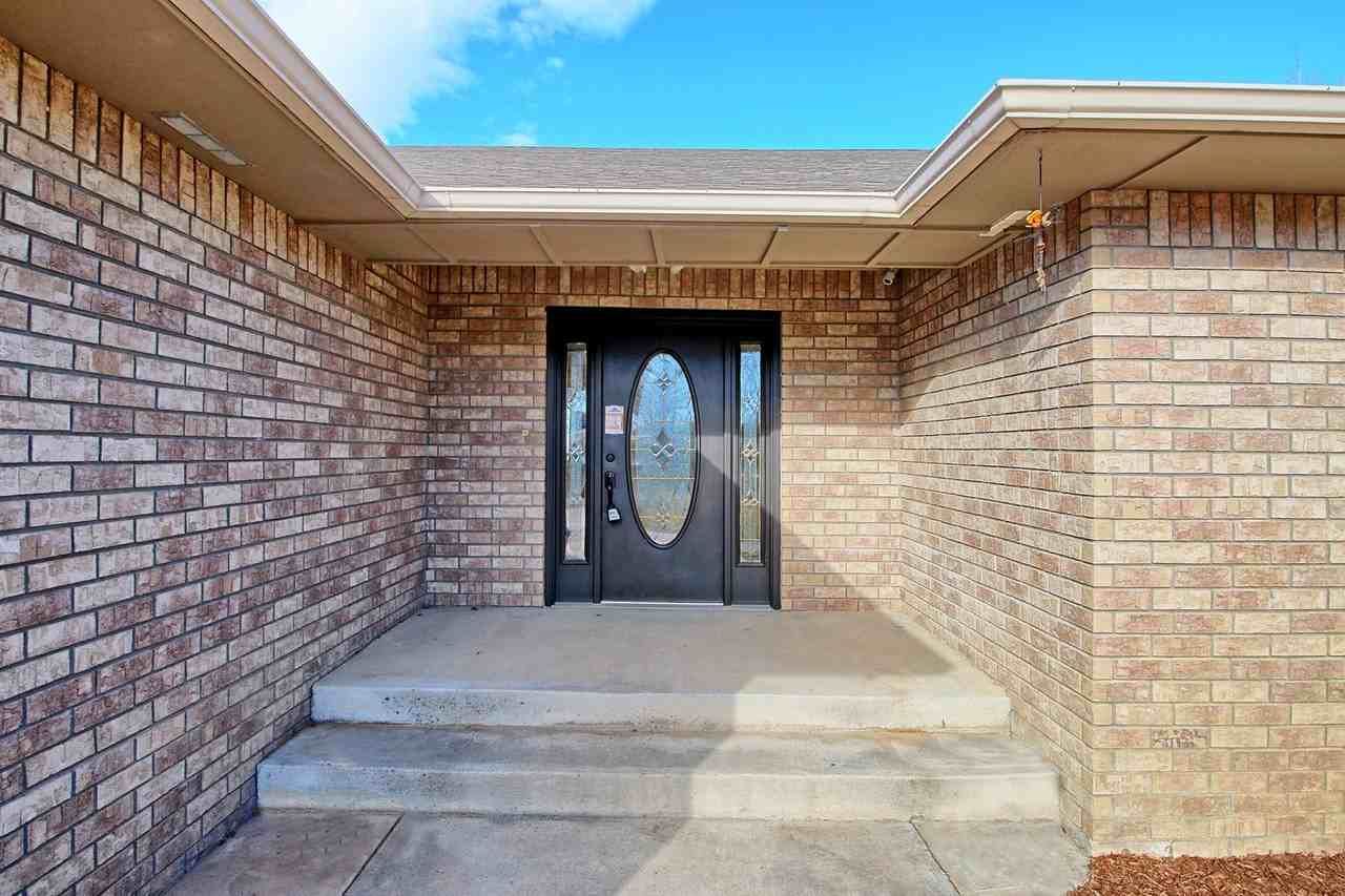 165 Dee Vee Dr - Photo 5 of 50