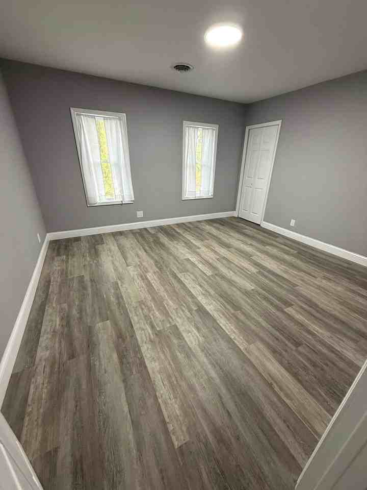 102 W 8th Ave - Photo 4 of 11