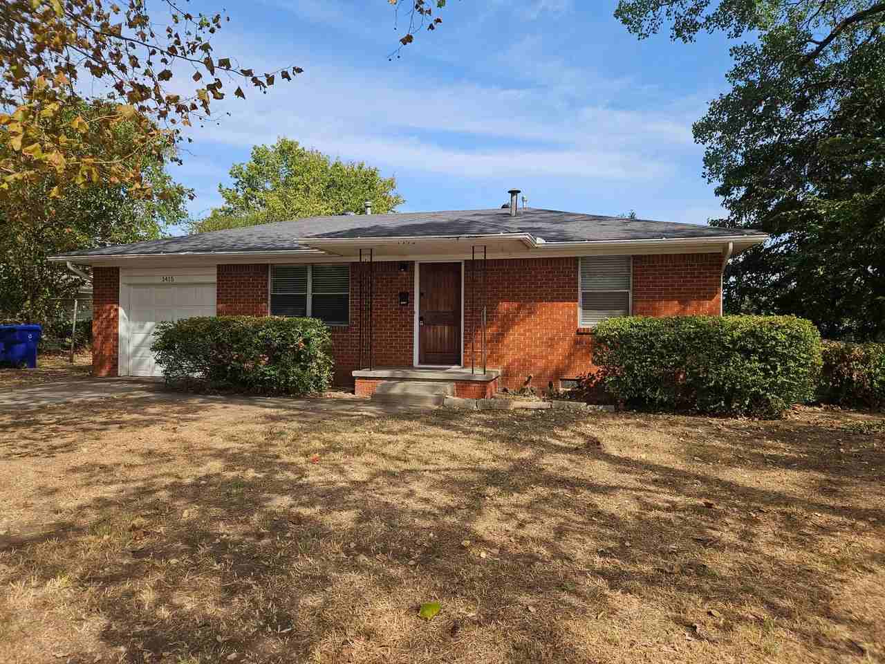 1415 Mckinley Ave - Photo 2 of 17