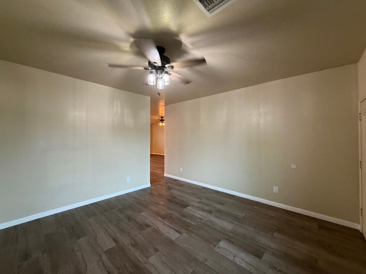 7559 E 42nd Pl - Photo 5 of 39