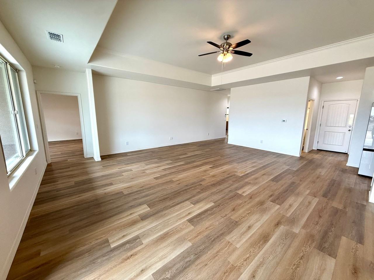 5622 Eagle View Rd - Photo 7 of 50