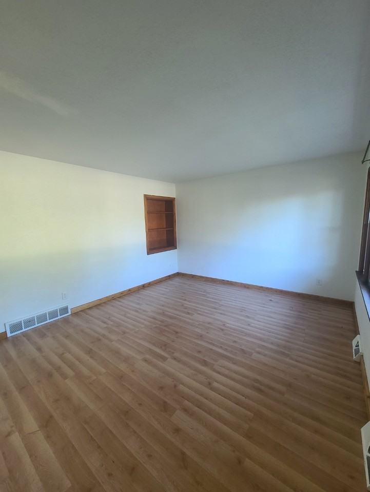 1821 Liberty Ln #1821 - Photo 4 of 18