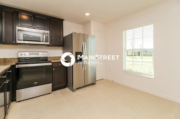 12012 Pale Grass Way - Photo 6 of 16