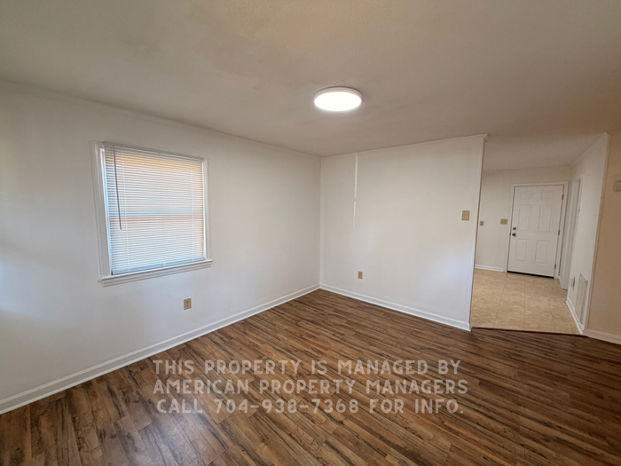 3812 Vanderburg Dr - Photo 2 of 7