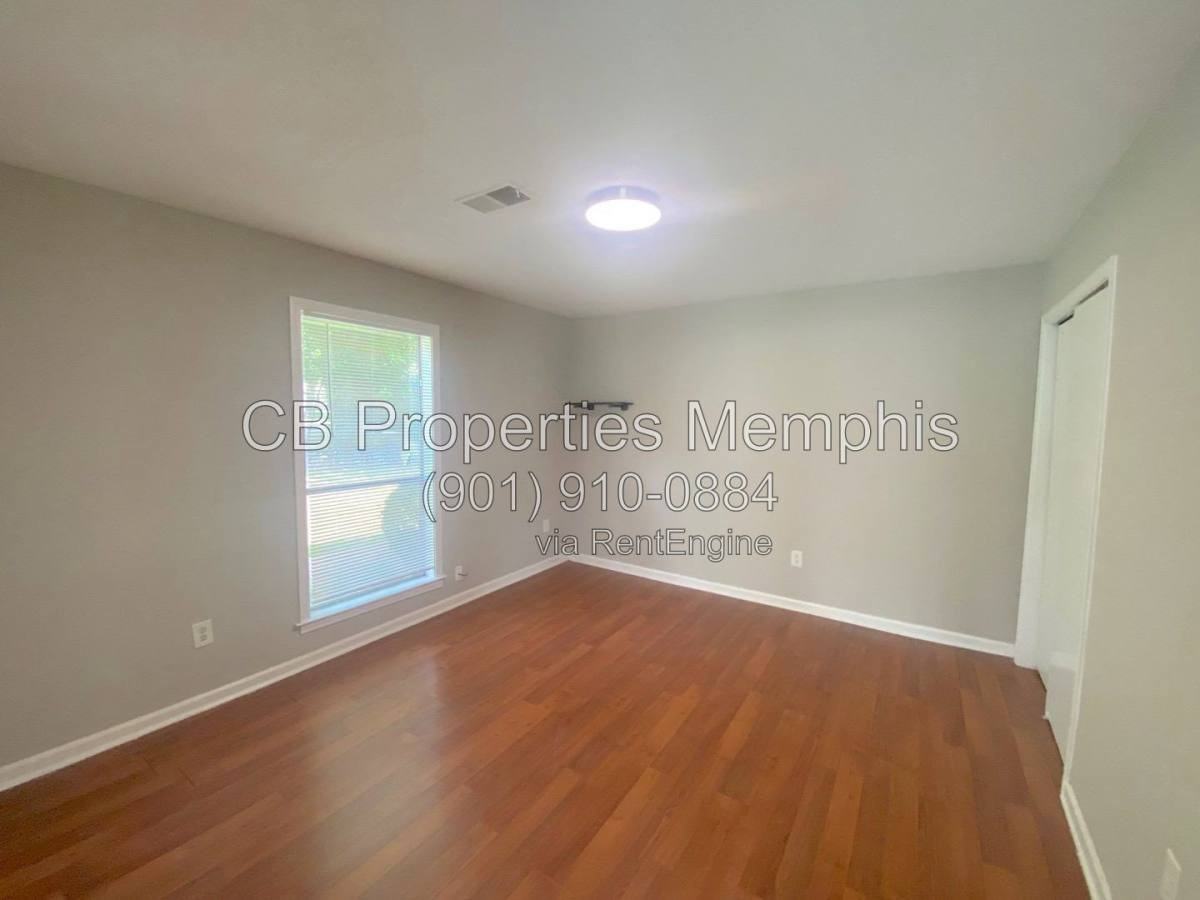 3136 Sycamore View Rd - Photo 4 of 14