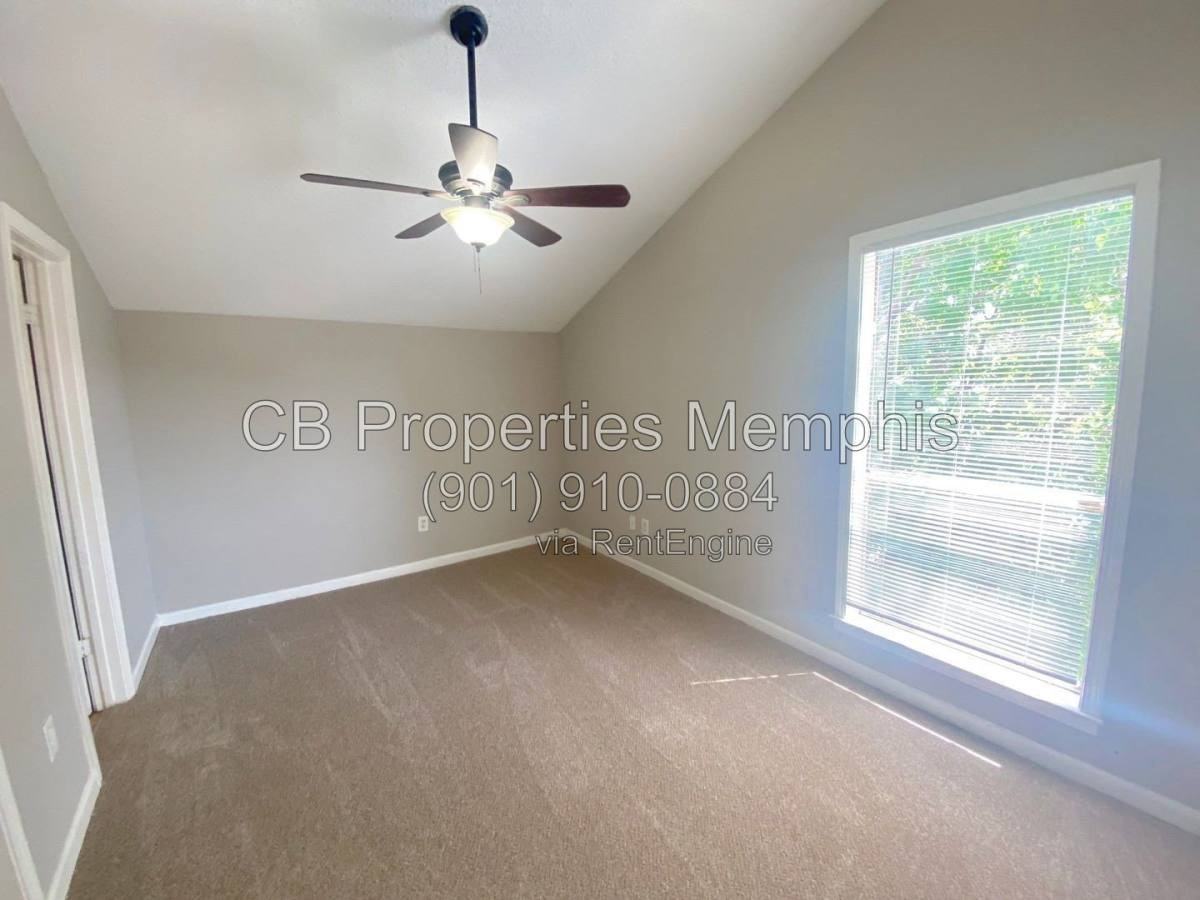 3136 Sycamore View Rd - Photo 5 of 14