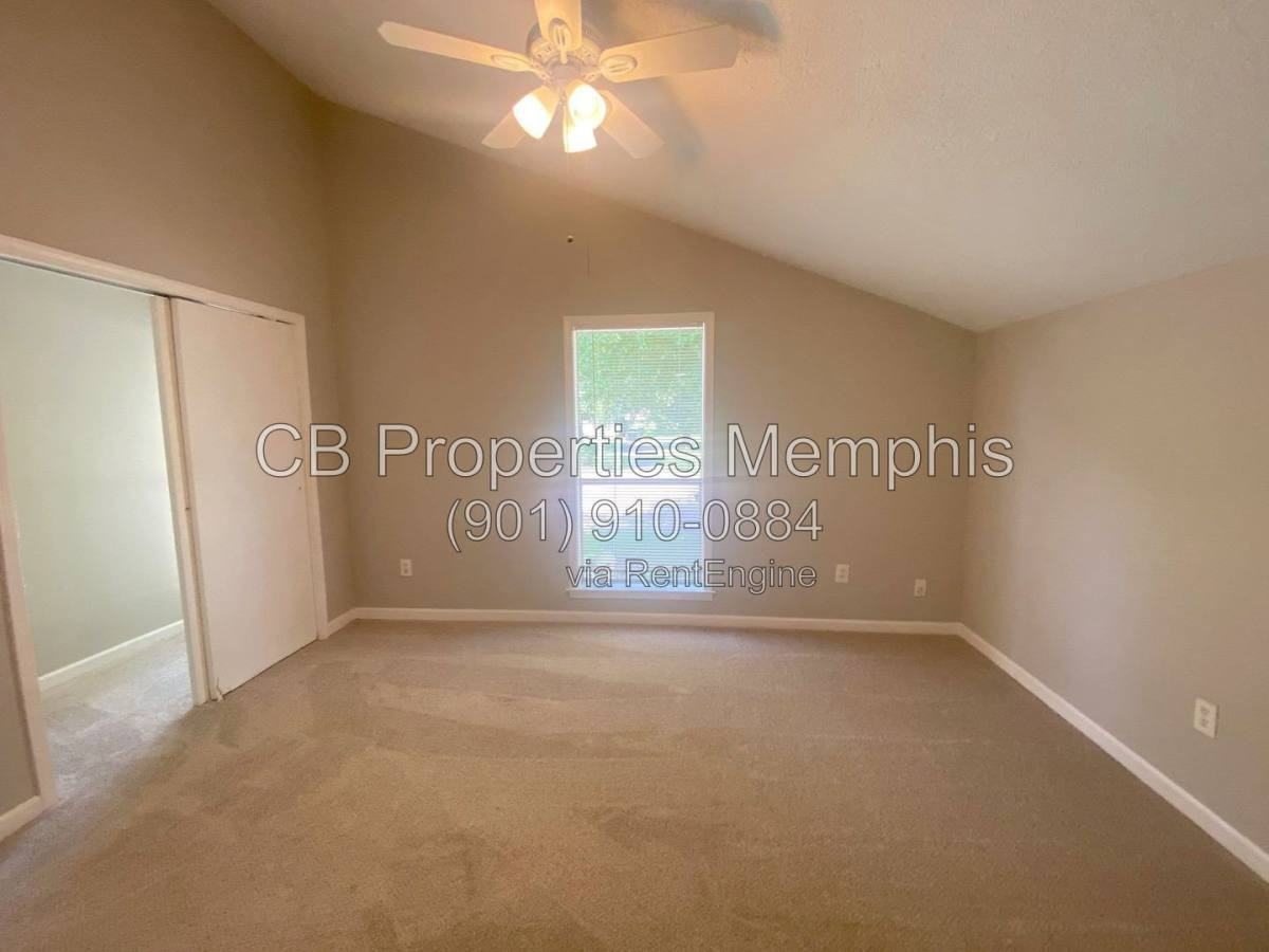 3136 Sycamore View Rd - Photo 6 of 14