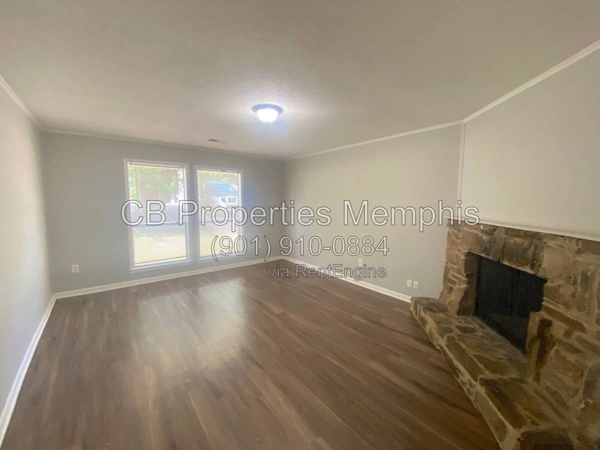 3136 Sycamore View Rd - Photo 7 of 14