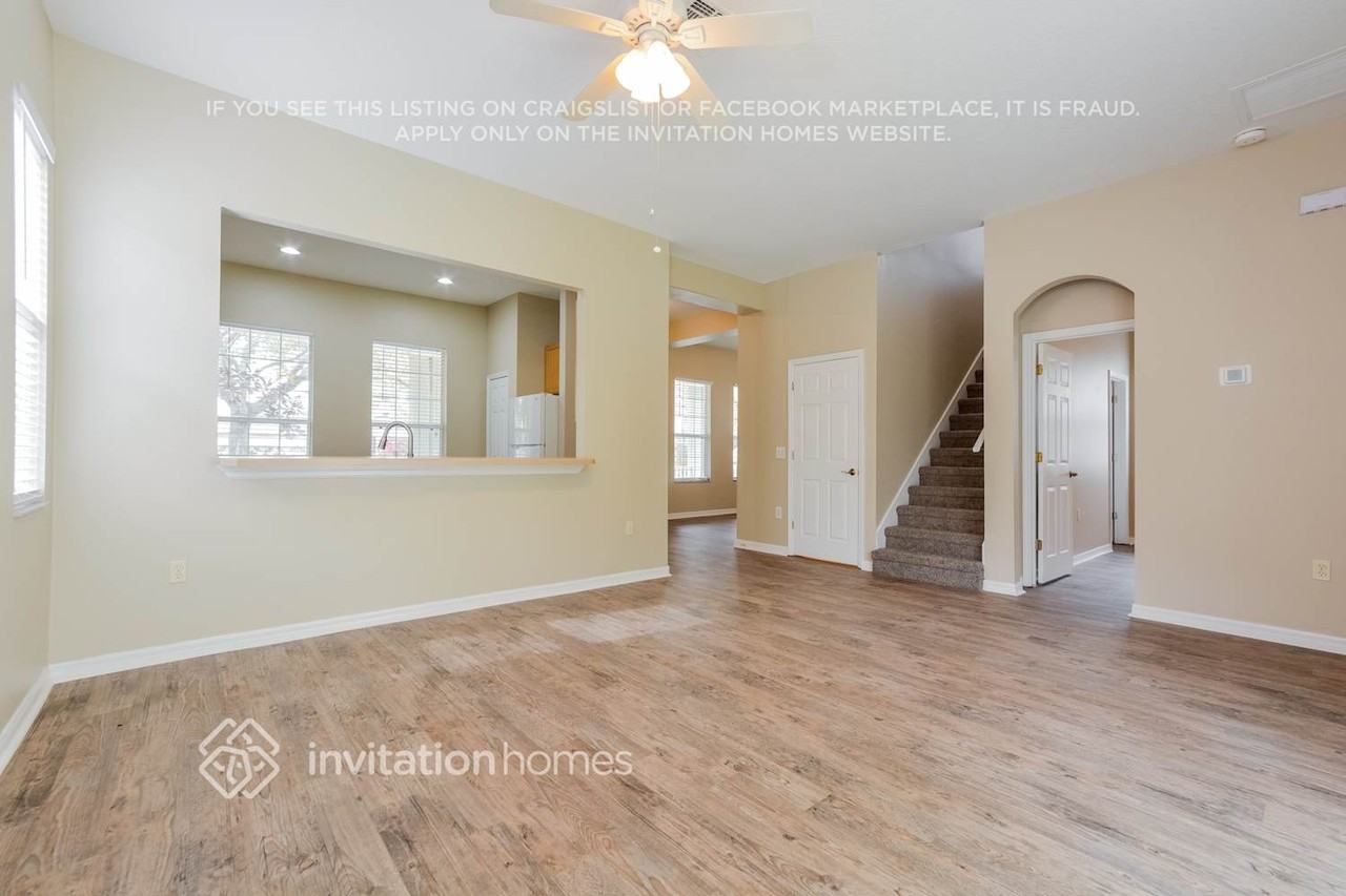 13762 Bluebird Pond Rd - Photo 4 of 18