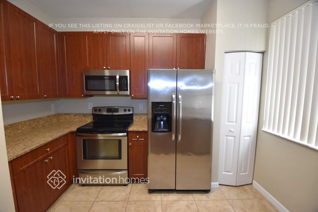 12430 Sw 50th St #139 - Photo 6 of 24