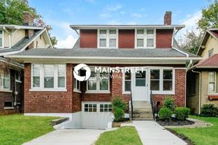 220 Oxford Pl - Photo 1 of 1