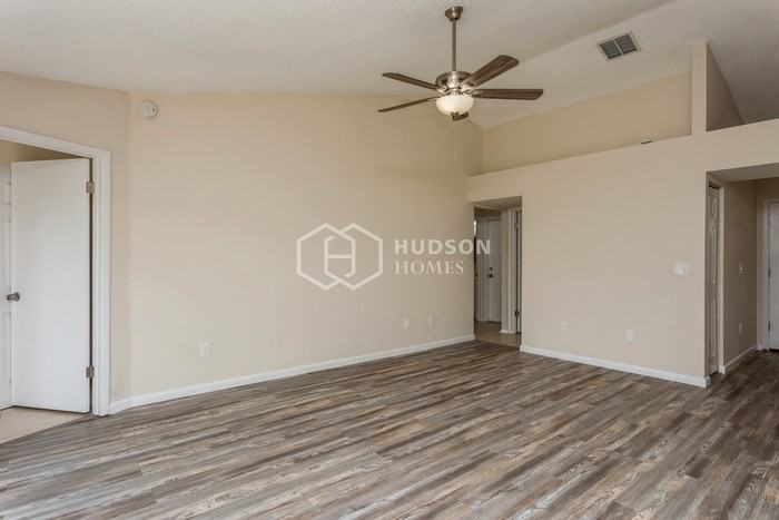 1307 Mohrlake Dr - Photo 3 of 27