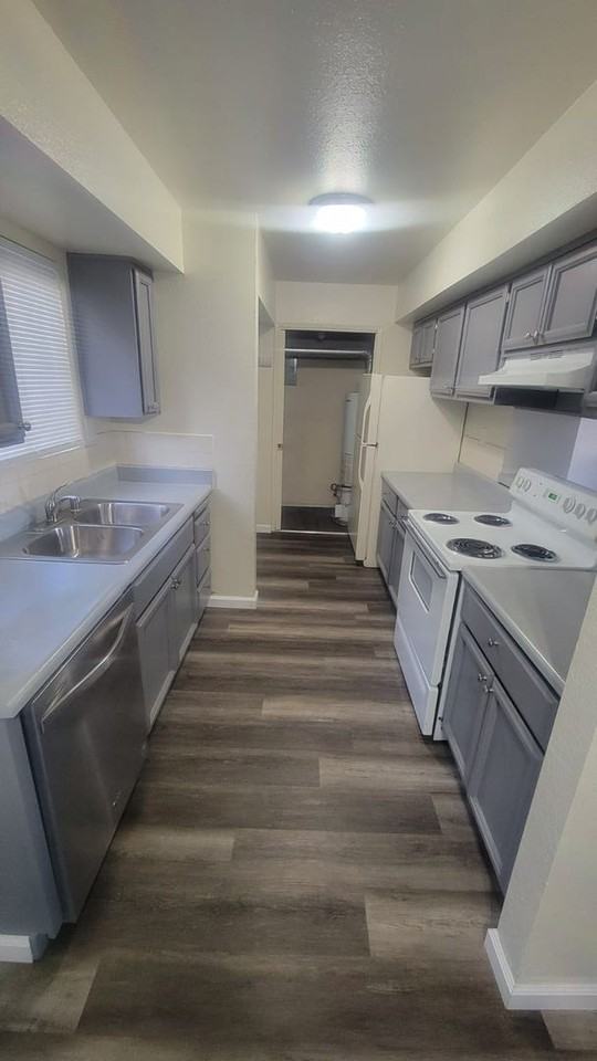 3545 Gypsum Rd #C - Photo 2 of 20