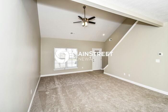 6504 Buisson Ln - Photo 3 of 15