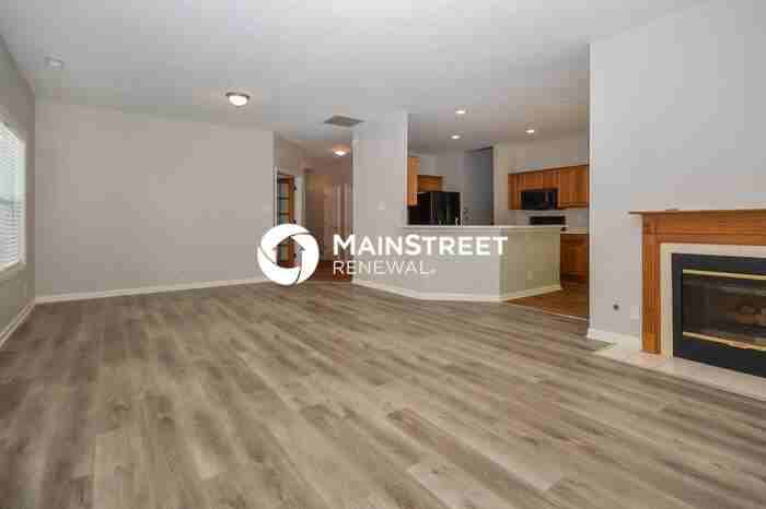 8021 Midlothian Way - Photo 5 of 17