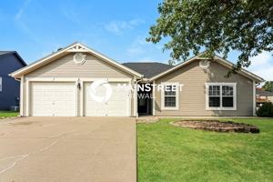featured image of 844 Sw Country Hill Dr