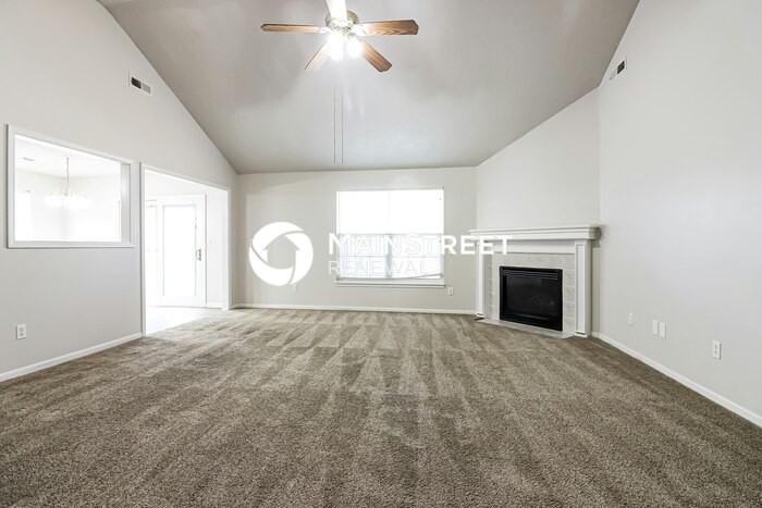 844 Sw Country Hill Dr - Photo 2 of 16