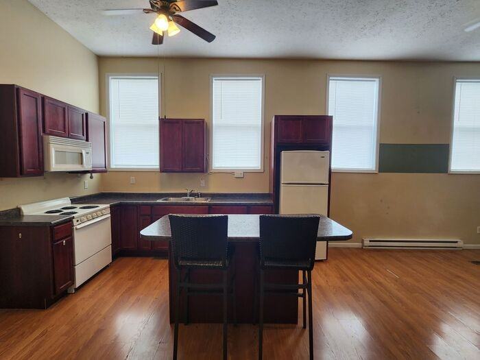 111 S Main St #2B1-278 - Photo 2 of 18