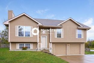 2215 Glenside Rd - Photo 1 of 1