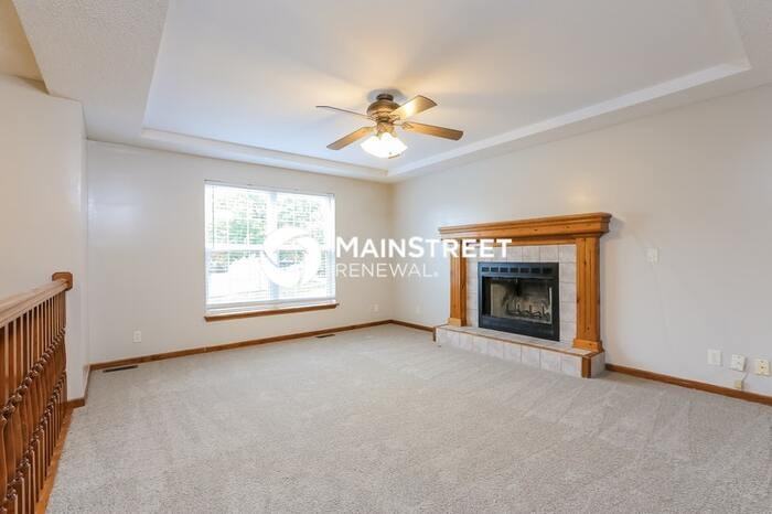 2215 Glenside Rd - Photo 2 of 17