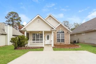 328 Camden Cove Cir - Photo 1 of 1