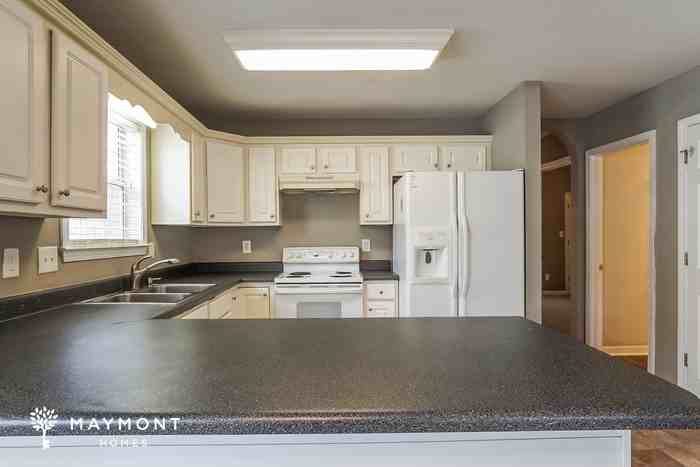 328 Camden Cove Cir - Photo 7 of 12