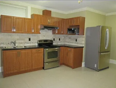 17 West 42nd Avenue - Photo 2 of 6