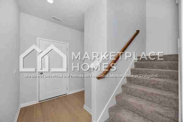 146 Labrador Ln - Photo 3 of 34