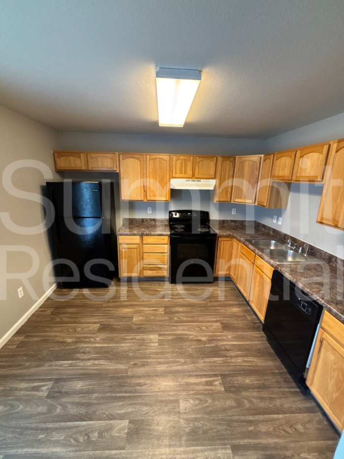 4003 Steelewater Ln - Photo 6 of 14