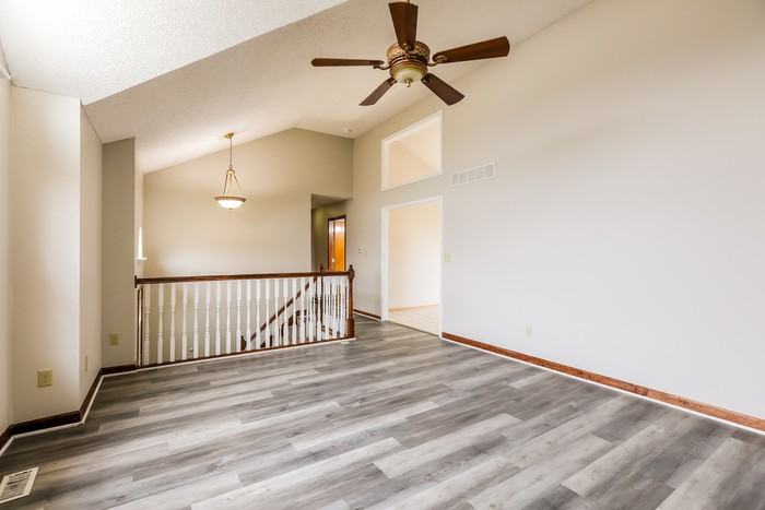 116 Laramie Dr - Photo 5 of 12