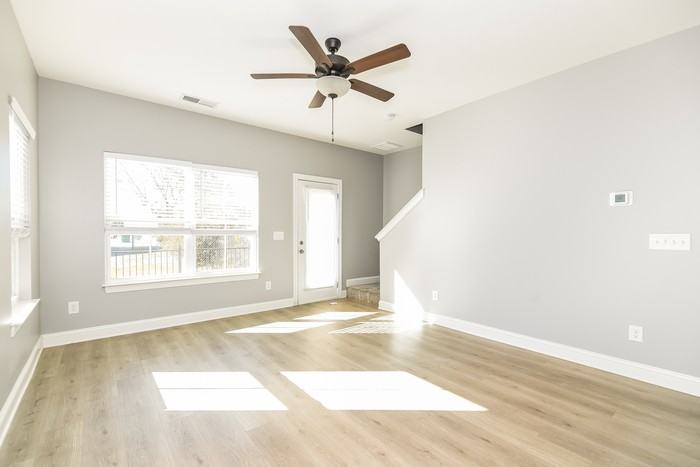 310 Lake St Apt A - Photo 5 of 13