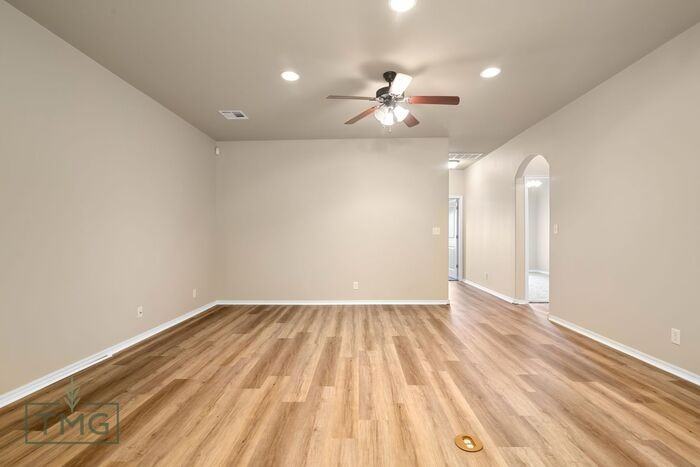 10515 N 139th East Ave - Photo 2 of 22