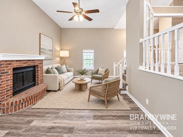 124 Se Bristol Dr - Photo 3 of 26