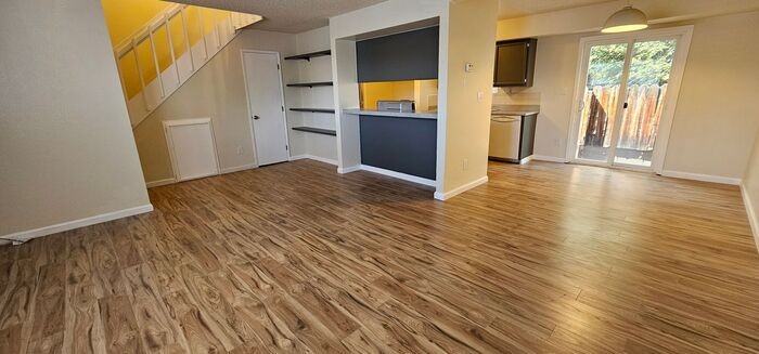 3545 Gypsum Rd #D - Photo 2 of 17