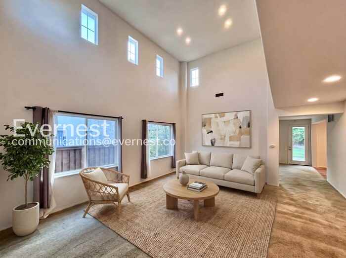 38227 Copperwood St - Photo 3 of 31