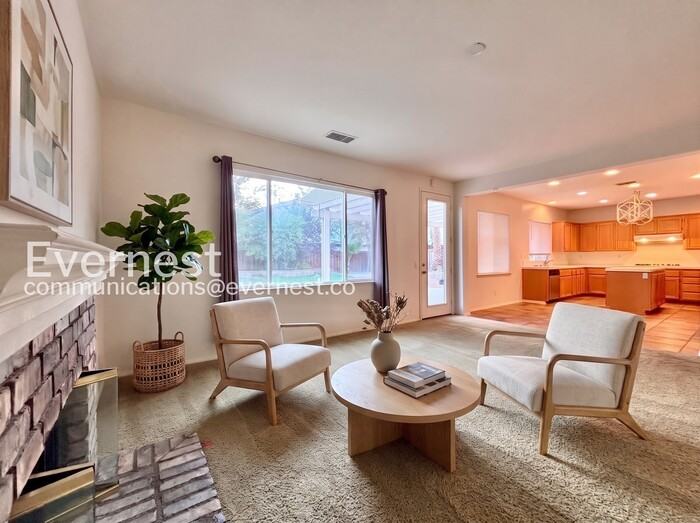 38227 Copperwood St - Photo 5 of 31
