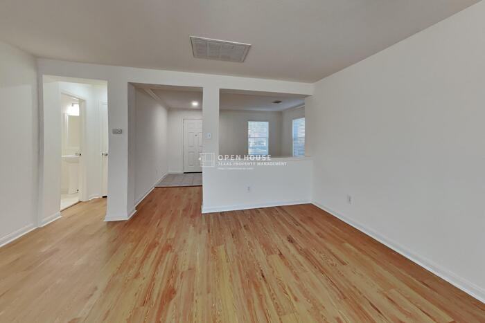 17127 Westminster Village Ct - Photo 6 of 22