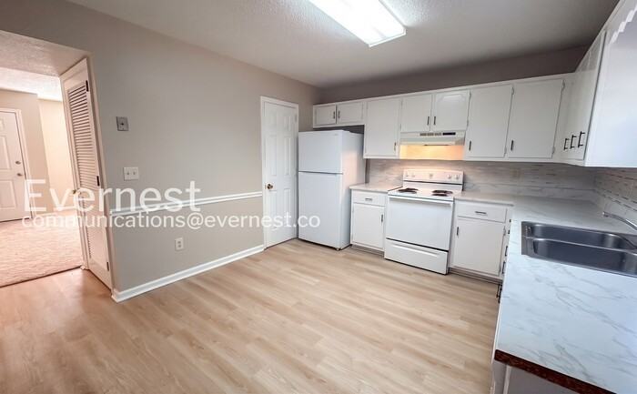 2201 Cheshire Dr - Photo 5 of 18