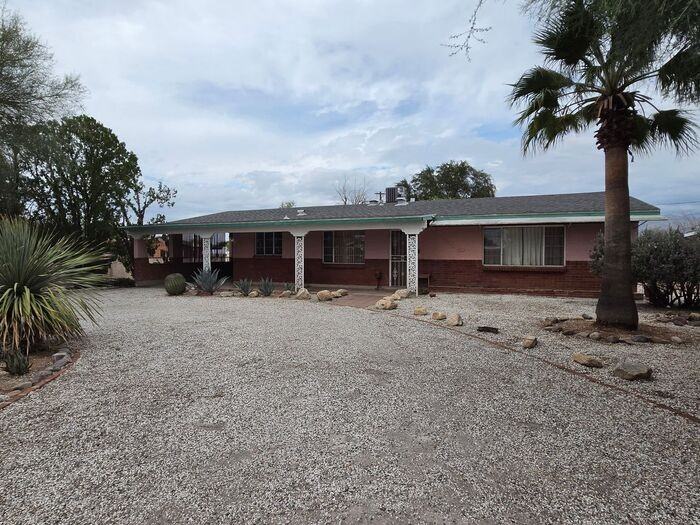 5111 E Rosewood St - Photo 2 of 50